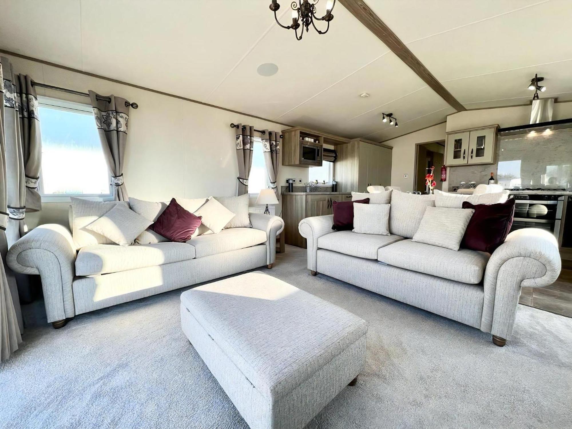 Stunning Caravan With Full Lake View At Southview Holiday Park Ref 33004Ml Skegness Buitenkant foto